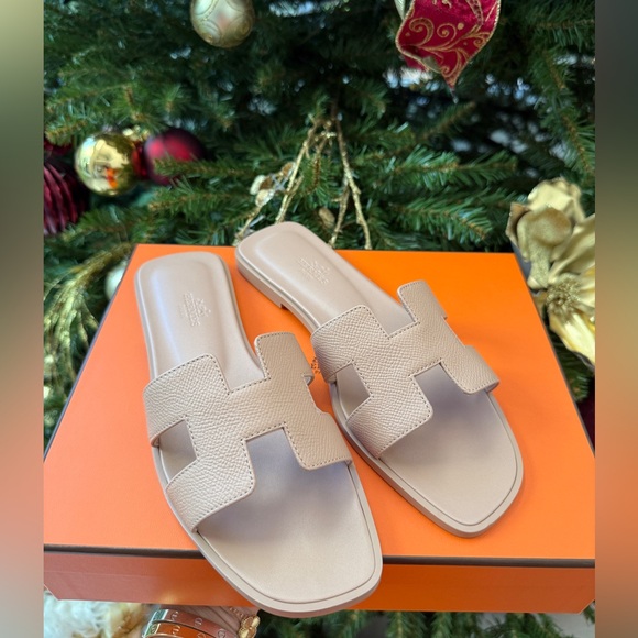 Hermes Oran Beige Perlino Epsom Leather Blush Sandals Flats all sizes - Picture 7 of 14